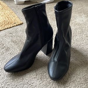 Nasty Gal Black Zip Up Rounded Toe Ankle Boots